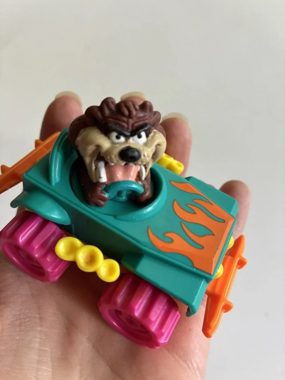 Vintage 1992 Warner Bros Looney Tunes Taz Tasmanian Devil McDonalds Toy